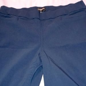 Liz Claiborne size 18 Rayon casual pants
